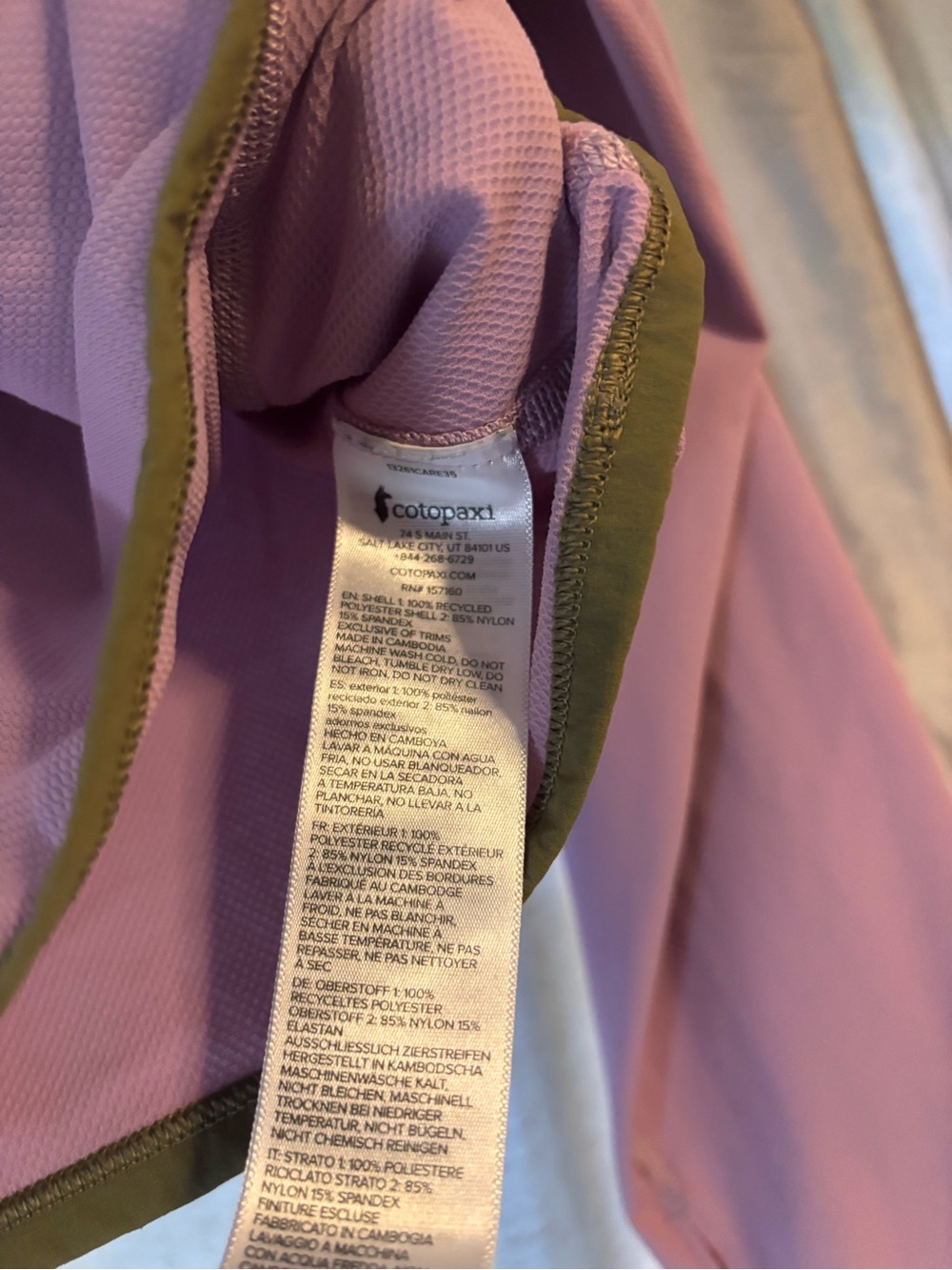 Cotopaxi sombra sun hoodie - Picture 4 of 5